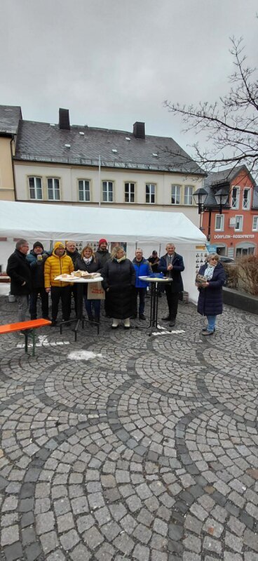 Regen? Na und! FWG Infostand war voller Herzlichkeit