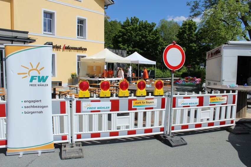 Frühlingsfest der Freien Wähler am GleisEins: Hubert Aiwanger zu Besuch in Naila